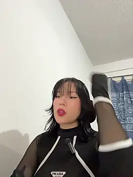 aliciia 23 online show from 11-11-25, 12:32