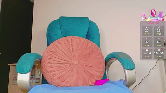 Snapshot of MendezMaria chatting on 03-01-26, 06:48 MendezMaria online show from 03-01-26, 06:48