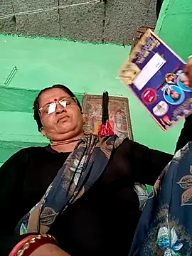Manavi x online show from 05-14-26, 08:43