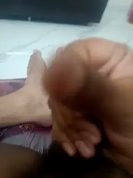 Snapshot of bobby3374 chatting on 11-23-25, 12:43 bobby3374 online show from 11-23-25, 12:43