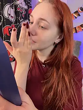 PollyVinice online show from 10-27-25, 12:42