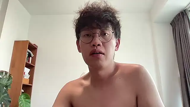 Snapshot of Passionatetwink2 chatting on 10-27-25, 08:18 Passionatetwink2 online show from 10-27-25, 08:18