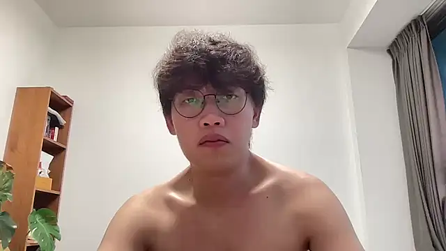 Snapshot of Passionatetwink2 chatting on 11-21-25, 10:47 Passionatetwink2 online show from 11-21-25, 10:47