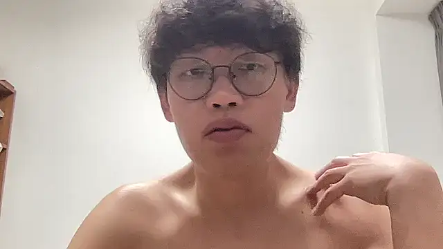 Snapshot of Passionatetwink2 chatting on 01-09-26, 12:19 Passionatetwink2 online show from 01-09-26, 12:19