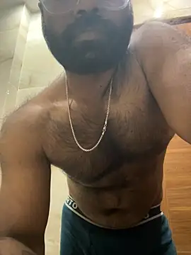 DJLOVE280825 online show from 03-31-26, 09:15