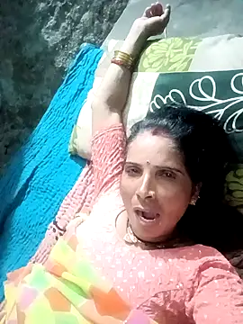 Snapshot of Hot_kuwar54 chatting on 09-22-25, 03:58 Hot kuwar54 online show from 09-22-25, 03:58