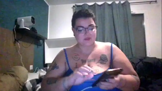 Snapshot of PirateXL chatting on 03-12-26, 01:01 PirateXL online show from 03-12-26, 01:01