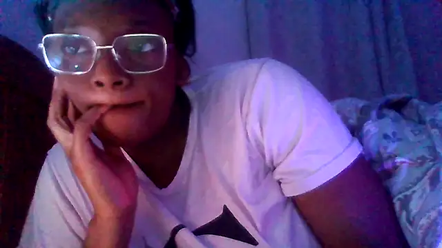 SexyGemBeautyX online show from 11-23-25, 06:19