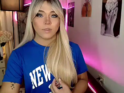 Snapshot of Heaven_Cock chatting on 01-10-26, 11:45 Heaven Cock online show from 01-10-26, 11:45