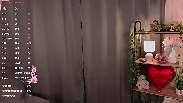 AnnieKim  online show from 03-26-26, 03:39