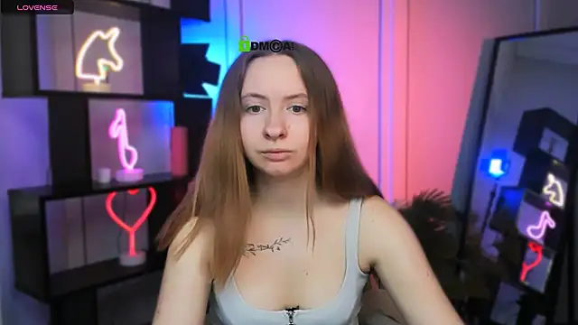 mila glow1 online show from 12-03-25, 12:25