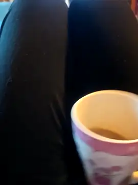 Snapshot of Horny_mummy chatting on 11-16-25, 08:31 Horny mummy online show from 11-16-25, 08:31