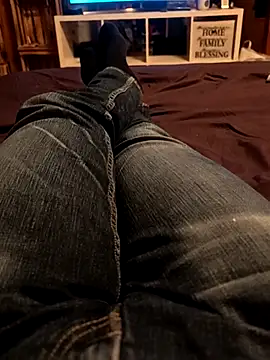 Snapshot of Horny_mummy chatting on 12-19-25, 05:09 Horny mummy online show from 12-19-25, 05:09