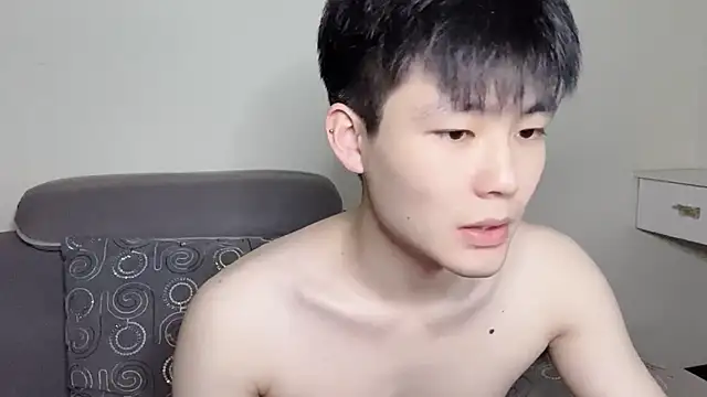 xiaoyang5200 online show from 11-17-25, 03:07