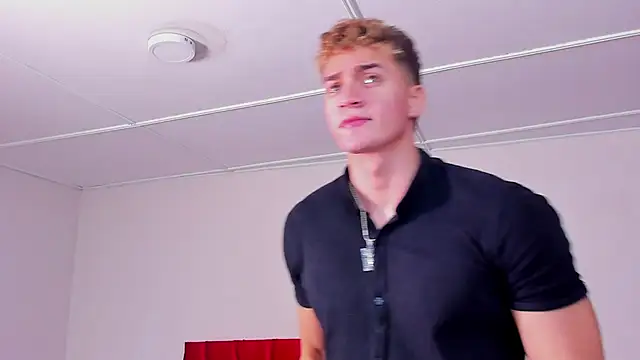 Snapshot of paull_george chatting on 09-10-25, 01:11 paull george online show from 09-10-25, 01:11