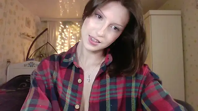 RuxaShade online show from 12-18-25, 12:44