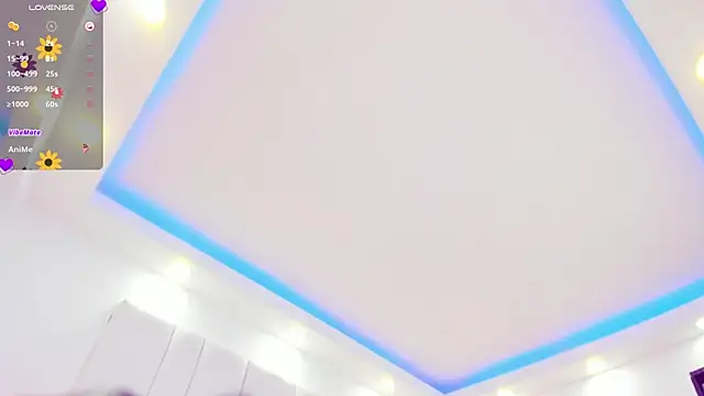 Snapshot of miyu_lu chatting on 10-22-25, 04:51 miyu lu online show from 10-22-25, 04:51