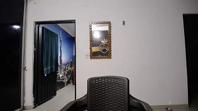 Snapshot of yohacriss chatting on 09-10-25, 08:42 yohacriss online show from 09-10-25, 08:42