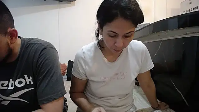 Snapshot of yohacriss chatting on 10-09-25, 09:46 yohacriss online show from 10-09-25, 09:46