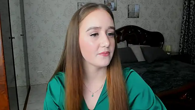 Snapshot of SabrinaCandi chatting on 11-10-25, 07:35 SabrinaCandi online show from 11-10-25, 07:35