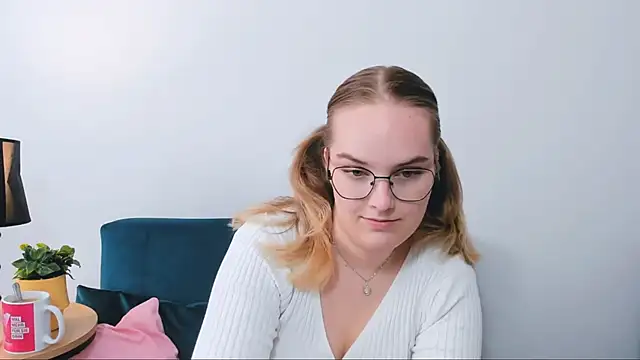 AliceCrazy69 online show from 09-25-25, 01:15