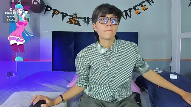 Tsuki Maru online show from 10-26-25, 08:04