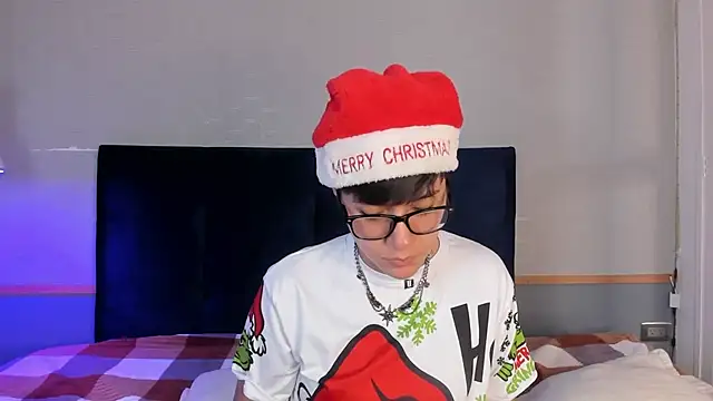 Tsuki Maru online show from 12-03-25, 07:23