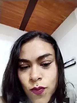 Snapshot of KAREN-25_ chatting on 09-25-25, 12:31 KAREN-25  online show from 09-25-25, 12:31