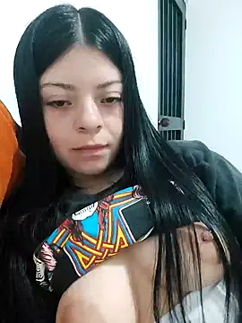 Snapshot of LunaJacobs chatting on 09-11-25, 03:34 LunaJacobs online show from 09-11-25, 03:34