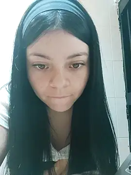 LunaJacobs online show from 11-04-25, 02:49