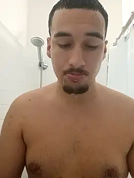 Jadriel23 online show from 09-11-25, 05:02