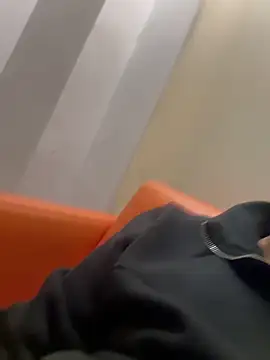 Snapshot of bogerkek chatting on 11-12-25, 10:37 bogerkek online show from 11-12-25, 10:37