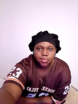 Gyminae online show from 11-15-25, 02:46