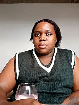 Gyminae online show from 11-19-25, 11:54