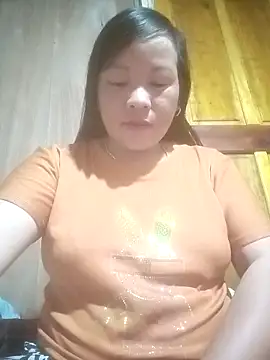 Snapshot of ningchun20 chatting on 05-18-26, 04:57 ningchun20 online show from 05-18-26, 04:57