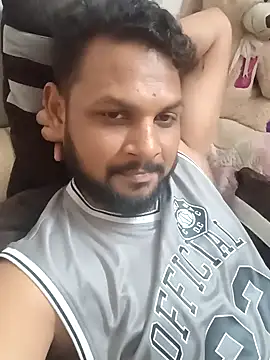 itzrocky1 online show from 09-29-25, 05:51