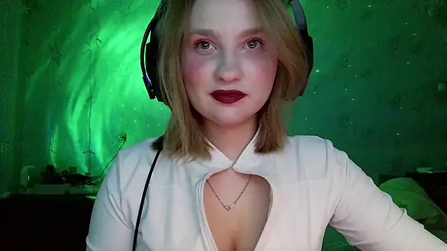 Snapshot of pr_In_cess_ chatting on 03-18-26, 10:13 pr In cess online show from 03-18-26, 10:13