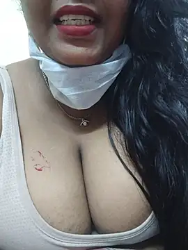 Snapshot of Tamil_Kaamini_Times chatting on 11-06-25, 04:35 Tamil Kaamini Times online show from 11-06-25, 04:35