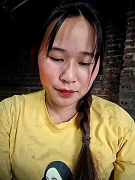 ALIENHR38 online show from 10-19-25, 01:28