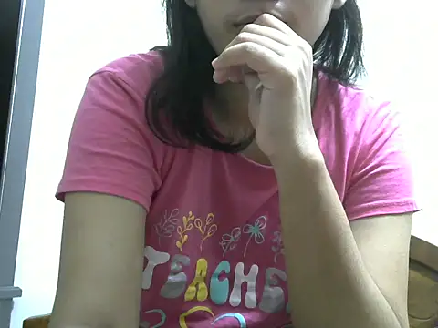 Snapshot of SexyNeylar chatting on 10-16-25, 09:05 SexyNeylar online show from 10-16-25, 09:05