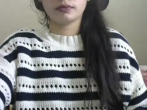 Snapshot of SexyNeylar chatting on 01-08-26, 03:14 SexyNeylar online show from 01-08-26, 03:14