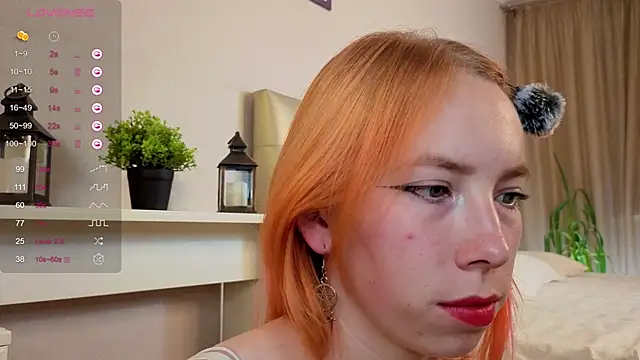 Snapshot of JuliannaWenger chatting on 09-20-25, 04:41 JuliannaWenger online show from 09-20-25, 04:41