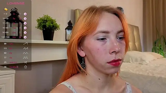 Snapshot of JuliannaWenger chatting on 09-21-25, 04:52 JuliannaWenger online show from 09-21-25, 04:52