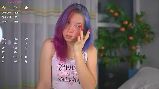 Snapshot of JuliannaWenger chatting on 11-18-25, 03:49 JuliannaWenger online show from 11-18-25, 03:49