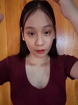 ChiecumBae online show from 10-30-25, 02:02