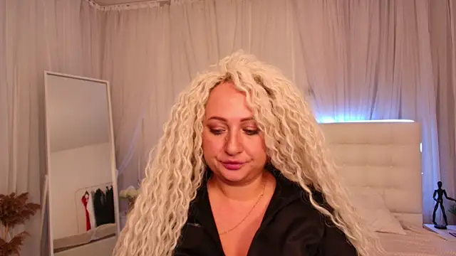 Lilit 1Love online show from 10-02-25, 04:25