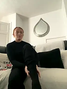 RedHeadRoxyUK online show from 12-05-25, 10:46