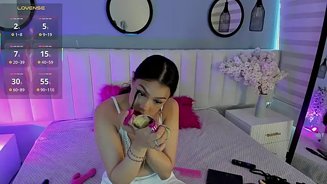 Mila Hank  online show from 12-03-25, 12:25