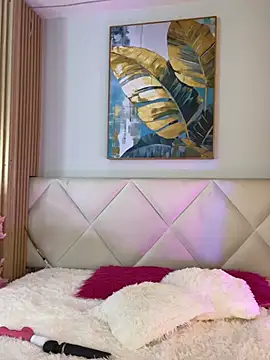 Mila Hank  online show from 02-09-26, 12:42