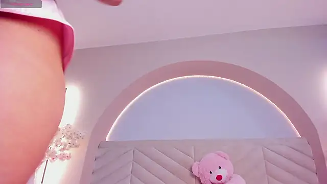 Annie  2 online show from 02-03-26, 03:15